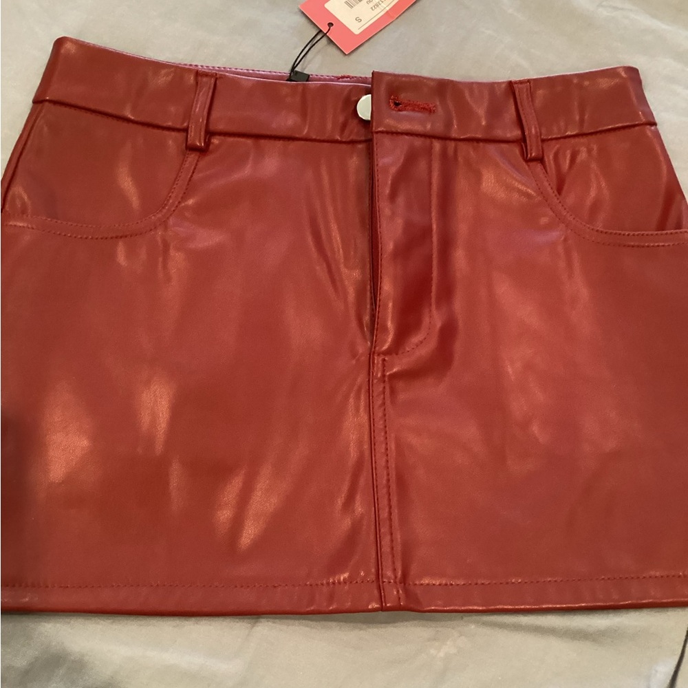 Edikted Red Leather Set